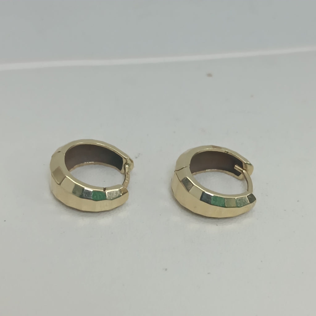 ARRACADAS PAR ORO 14 K 3.1 GRMS (SEMINUEVO)