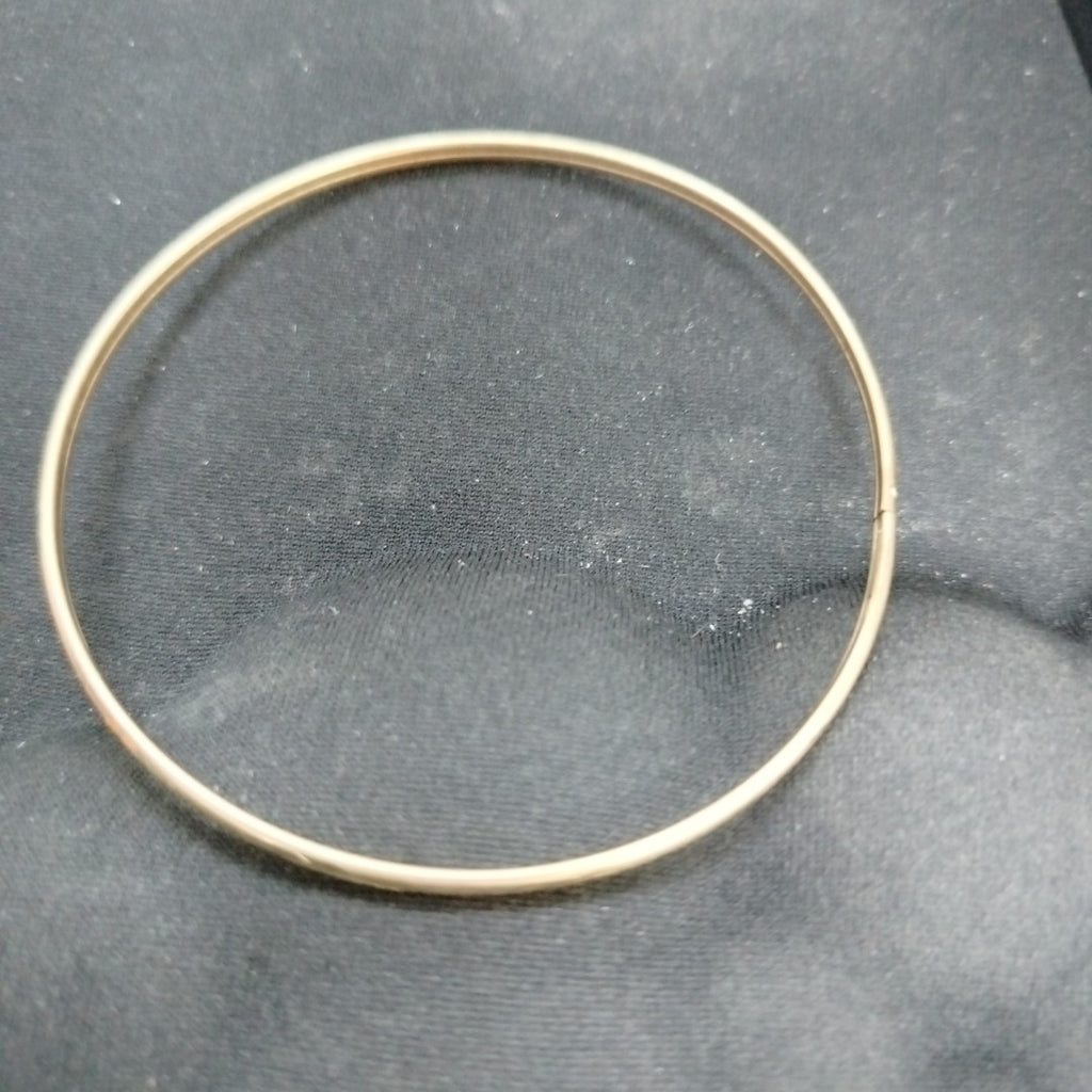 PULSERA RIGIDA ORO 10 K 3.4 GRMS (SEMINUEVO)