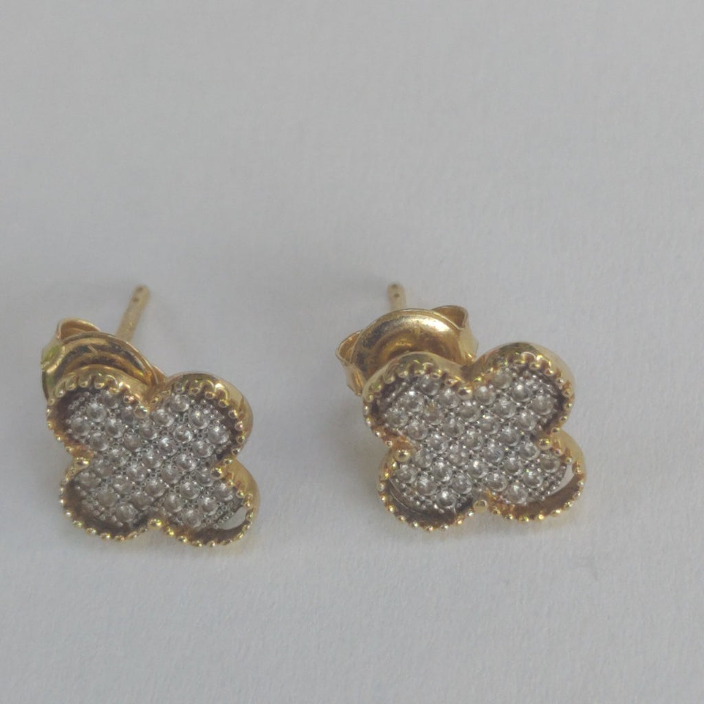 ARETES PAR ORO 14 K 2.4 GRMS (SEMINUEVO)