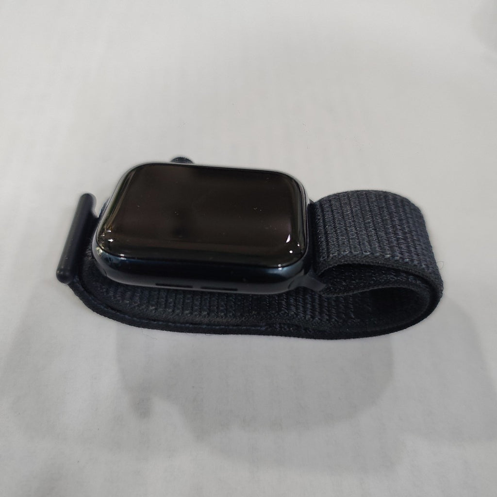SMARTWATCH APPLE SE 2 ALUMINIO A2723 44 MM GPS (SEMINUEVO)