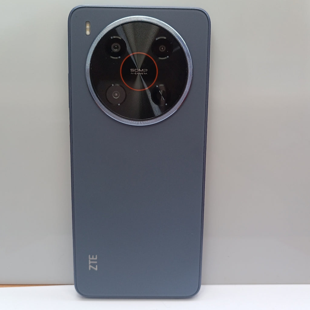 CELULAR ZTE BLADE V70 MAX Z2467 (2025) 256 GB 4 GB RAM (SEMINUEVO)