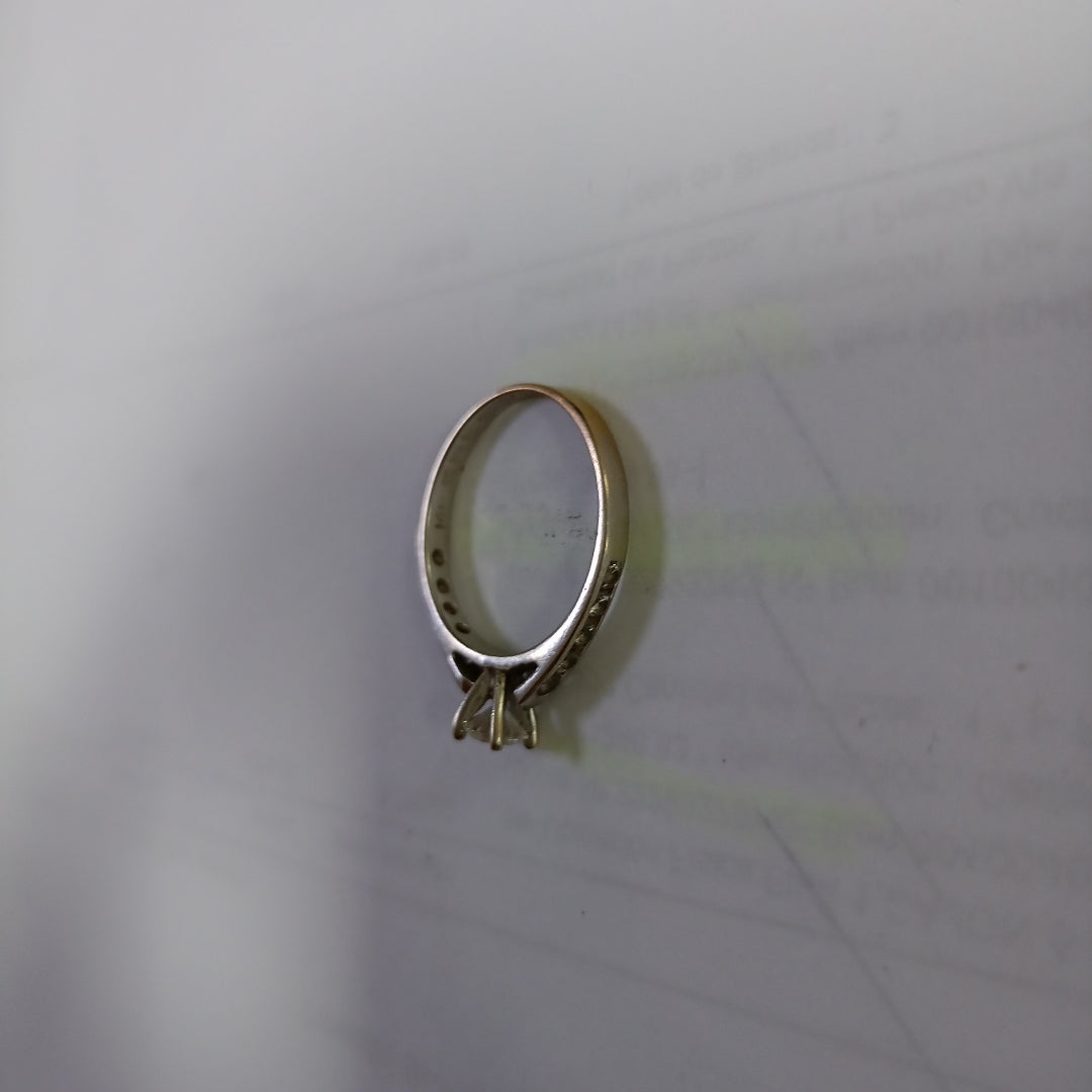 ANILLITO ORO BLANCO 14 K 2,03 GRMS (SEMINUEVO)