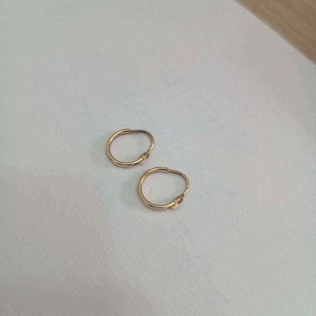 ARETES PAR ORO 10 K 0.6 GRMS (SEMINUEVO)