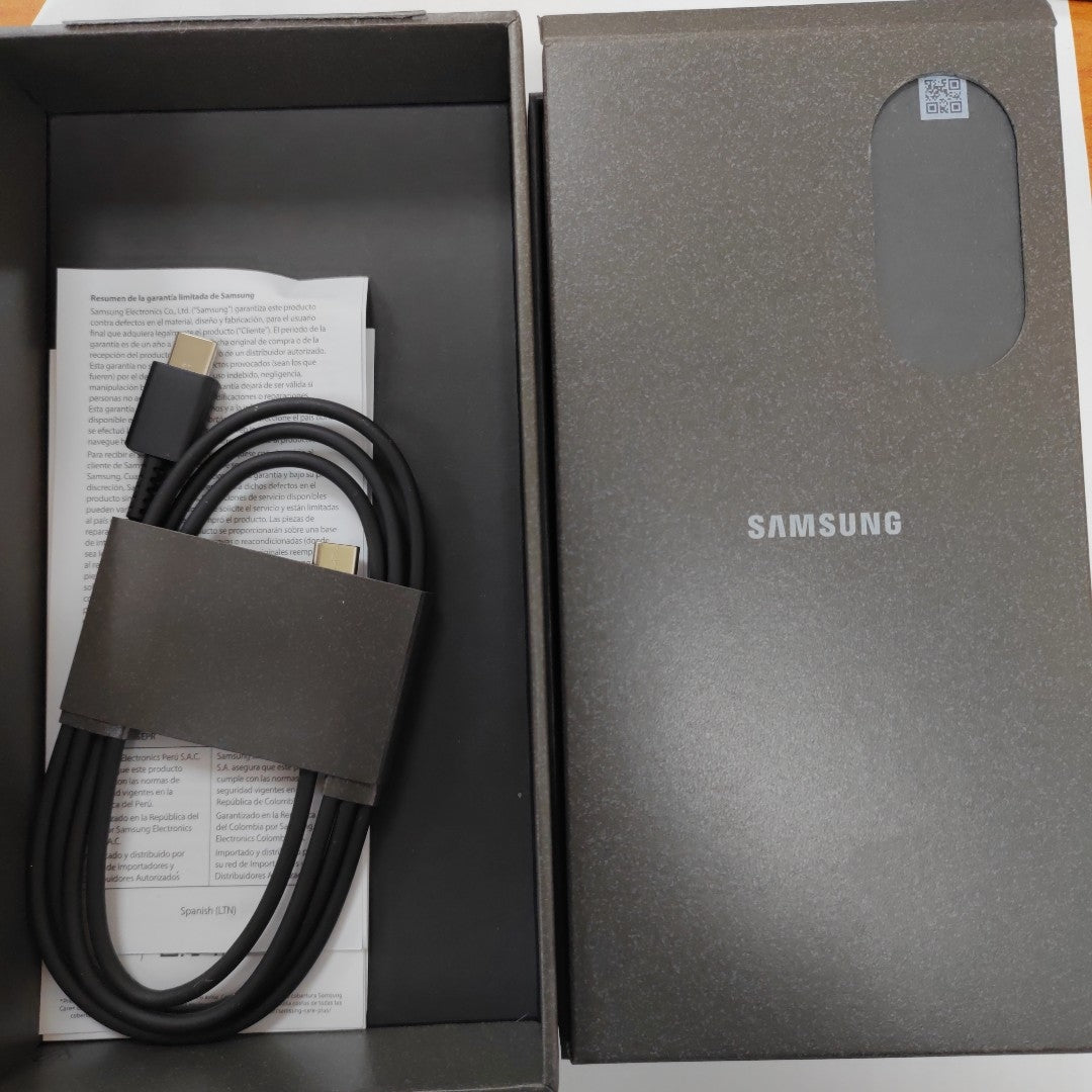 CELULAR SAMSUNG GALAXY S25 EDGE SM-S937B (2025) 256 GB 12 GB RAM (SEMINUEVO)