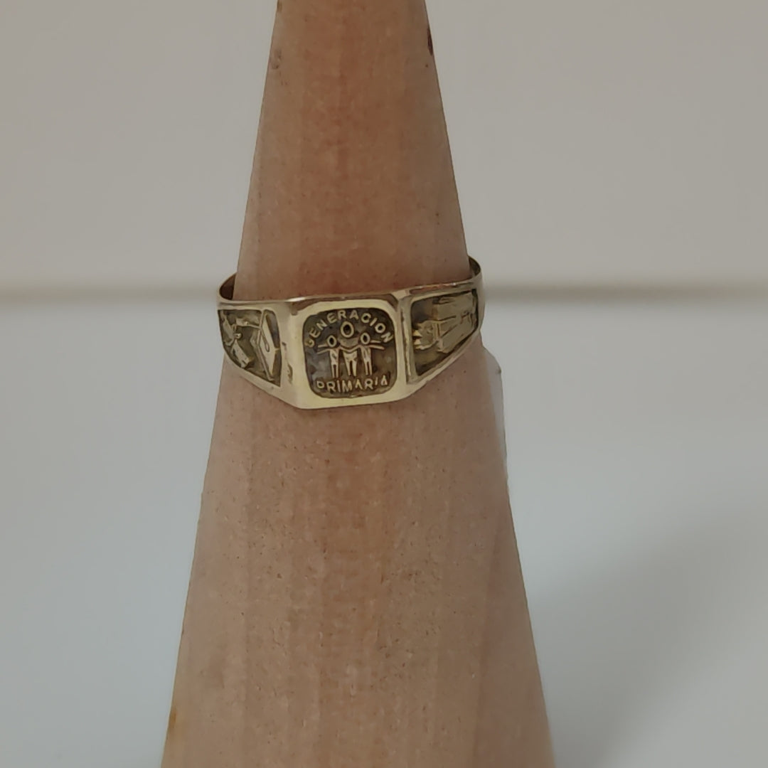 ANILLO DE GRADUACIÓN ORO 10 K 1.3 GRMS (SEMINUEVO)