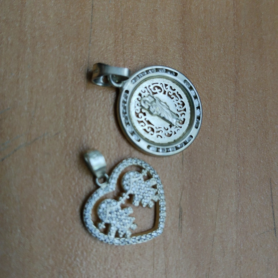 DIJE, MEDALLA RELIGIOSA PLATA 4 GRMS (SEMINUEVO)