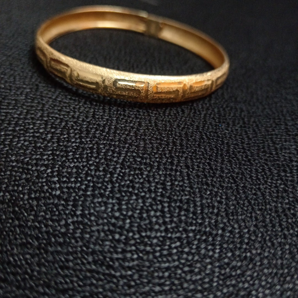 PULSERA RIGIDA ORO 14 K 7 GRMS (SEMINUEVO)