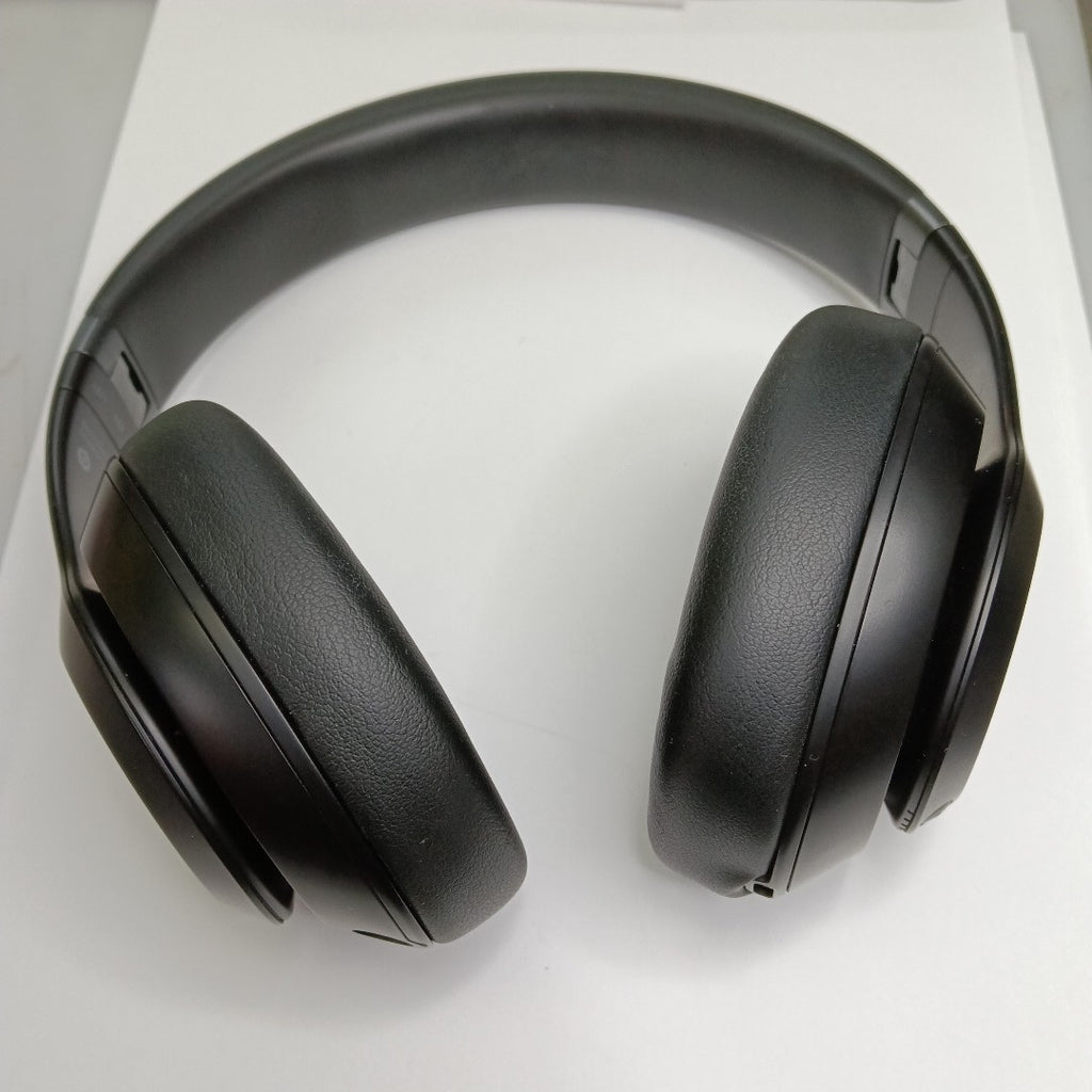 AUDIFONOS BEATS STUDIO PRO INALAMBRICO OVER EAR (SEMINUEVO)