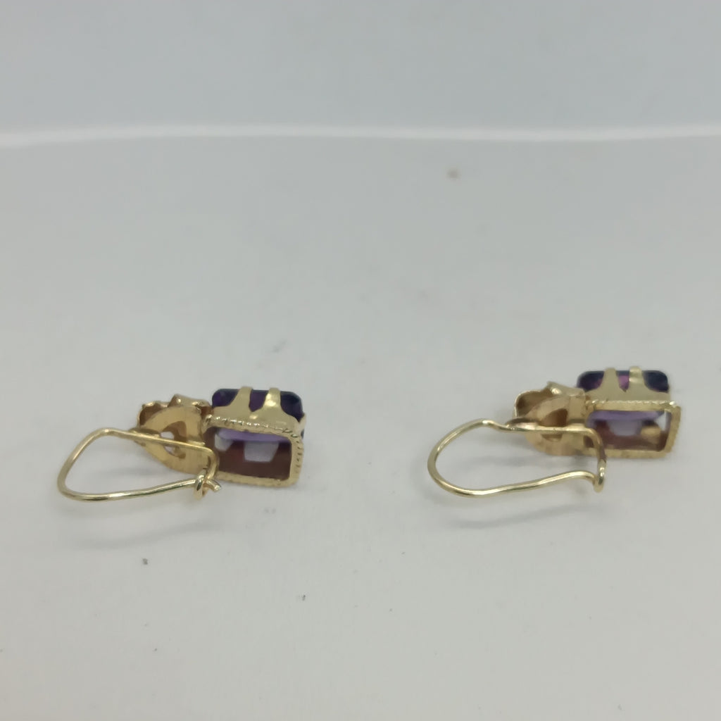 ARETES PAR ORO 10 K 1.6 GRMS (SEMINUEVO)