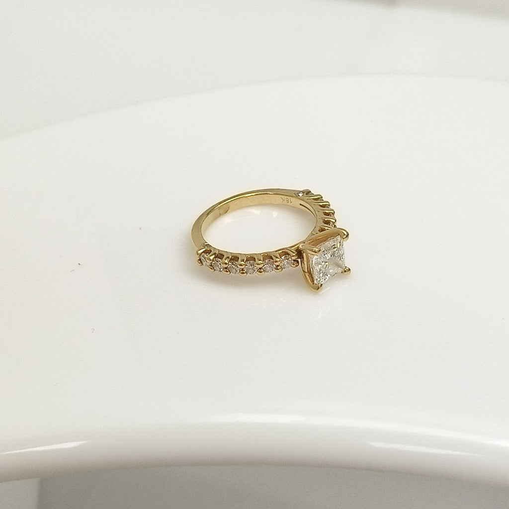 ANILLITO ORO 18 K 3,50 GRMS (SEMINUEVO)