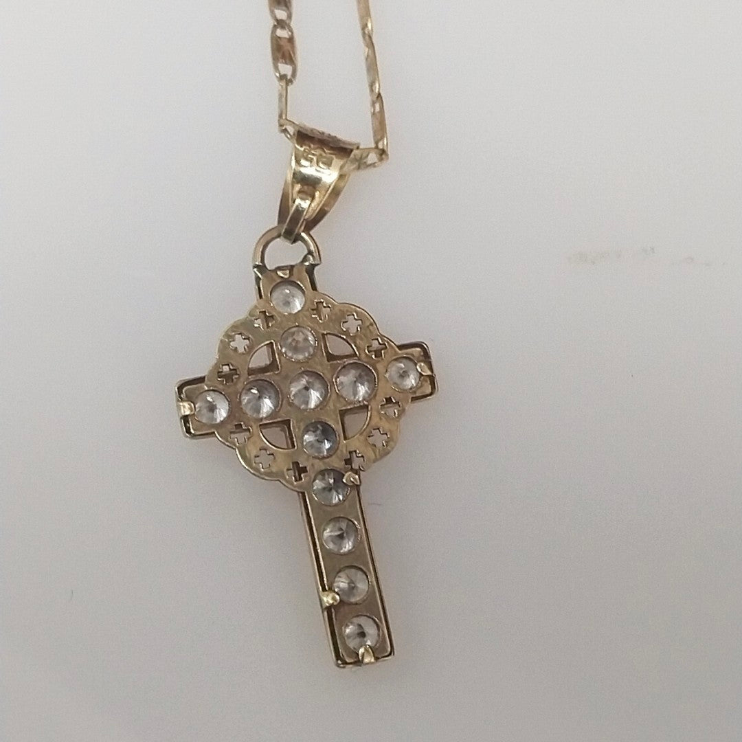 CADENA, CRUCIFIJO ORO 10 K 2.4 GRMS (SEMINUEVO)
