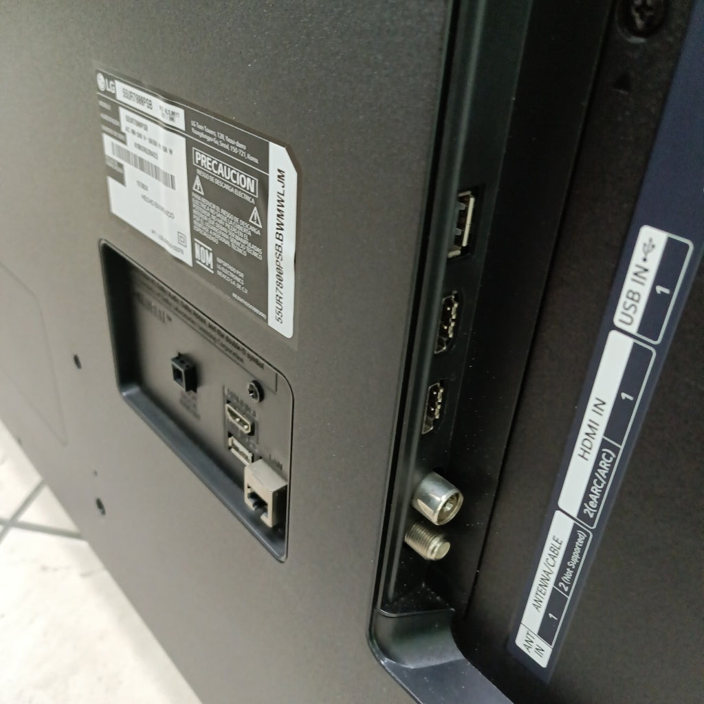 PANTALLA LG 55UR7800PSB (2024) 55" LED 4K (SEMINUEVO)