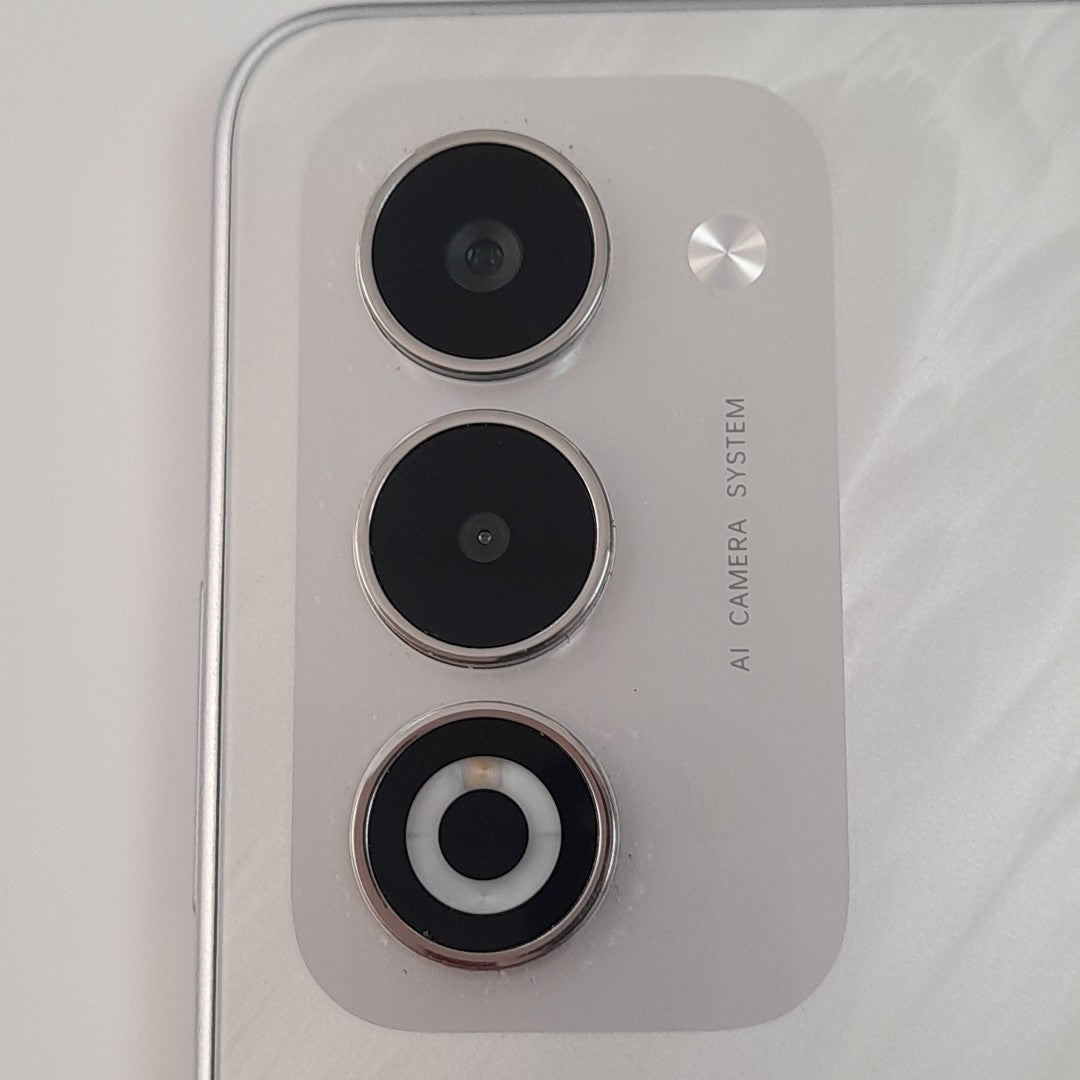 CELULAR OPPO A5 CPH2727 (2025) 256 GB 4 GB RAM (SEMINUEVO)