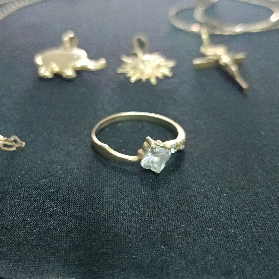ANILLITO,CADENA,CRUCIFIJO,DIJE ORO 10 K 1,50 GRMS (SEMINUEVO)