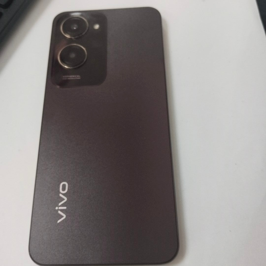 CELULAR VIVO Y18 V2333 128 GB 6 GB (SEMINUEVO)