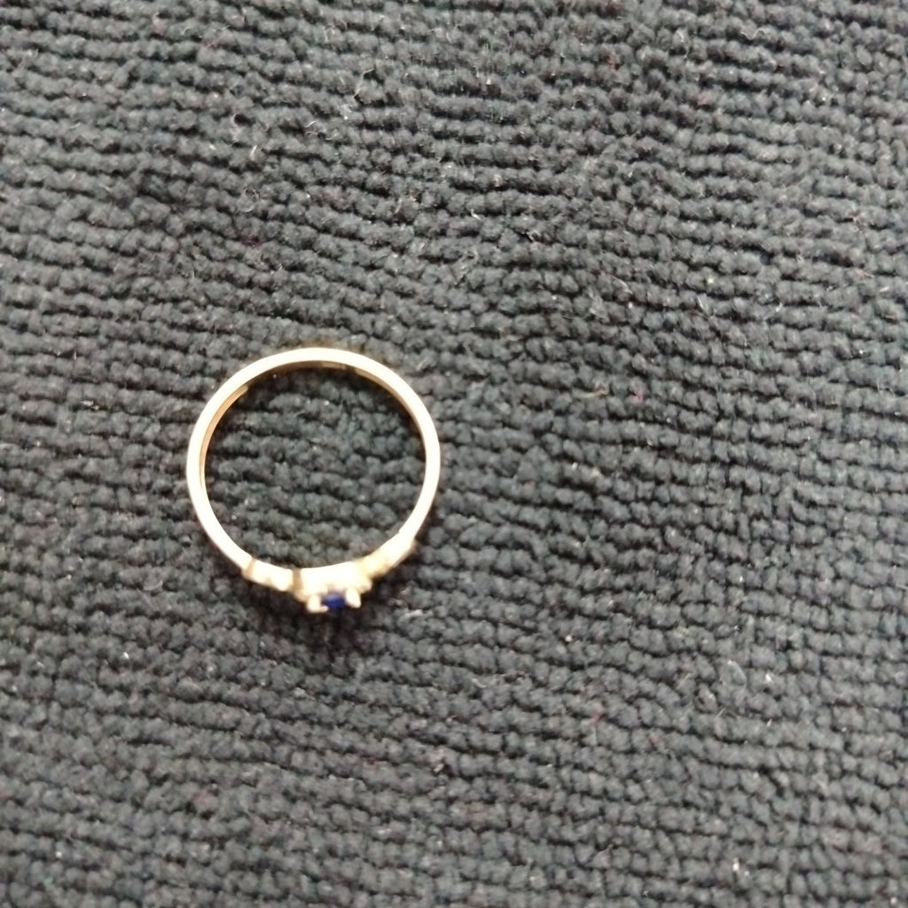 ANILLITO ORO 10 K 1.4 GRMS (SEMINUEVO)