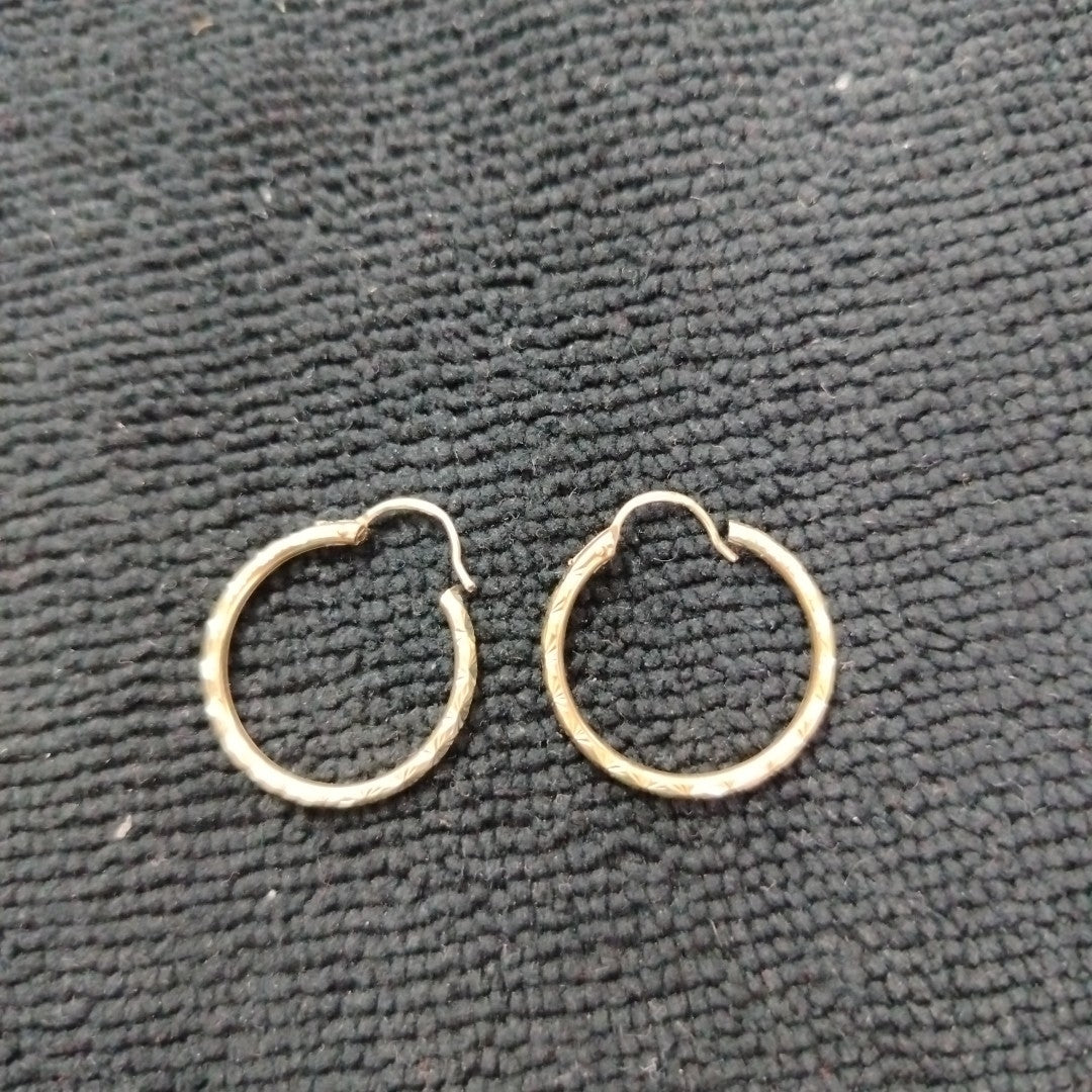 ARRACADAS PAR ORO 10 K 1.7 GRMS (SEMINUEVO)