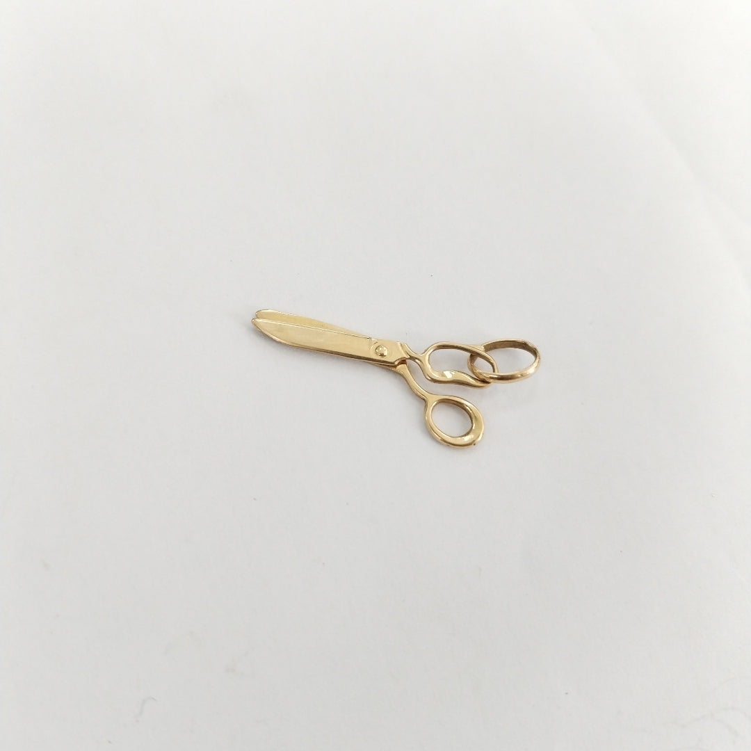 DIJE ORO 14 K 1.1 GRMS (SEMINUEVO)