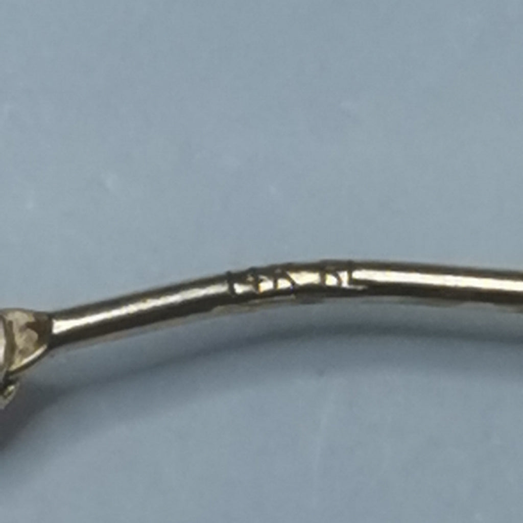 ARRACADAS PAR ORO COMBINADO 14 K 2.3 GRMS (SEMINUEVO)