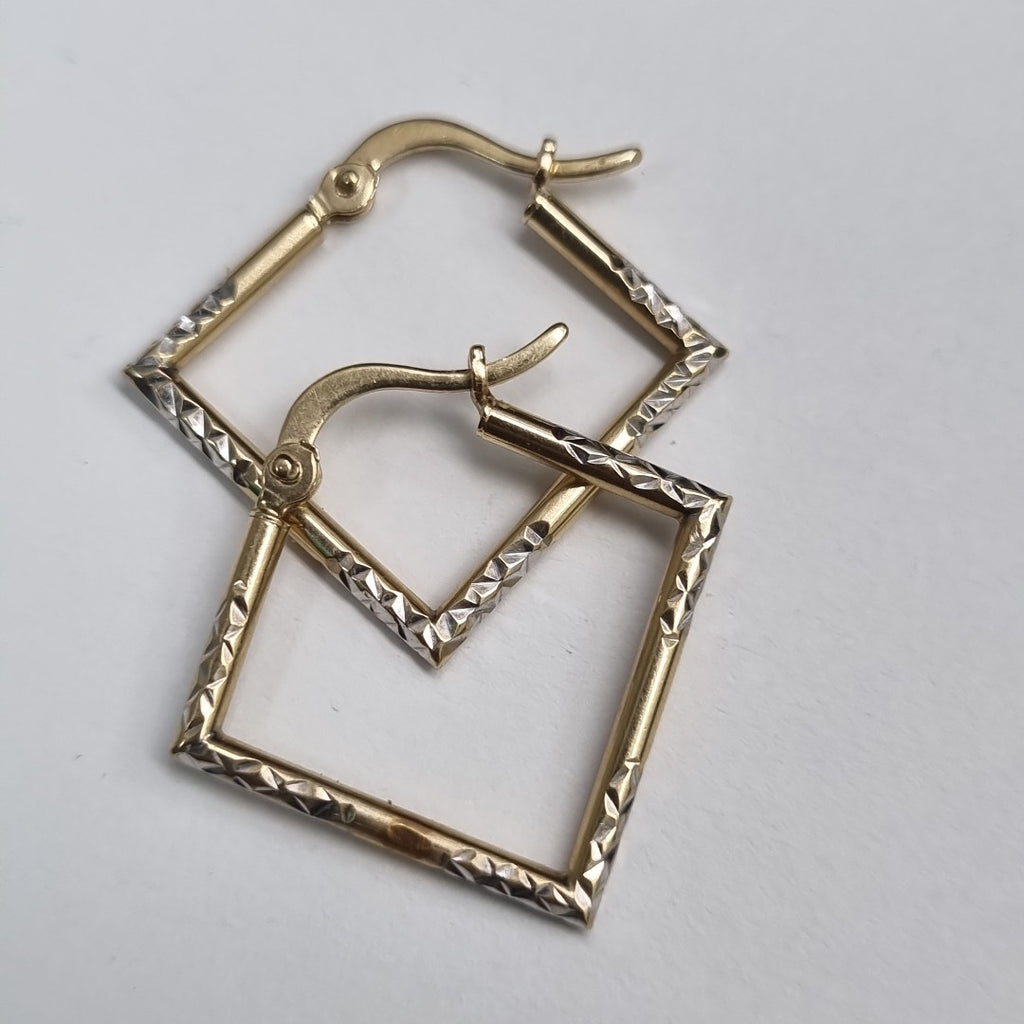 ARETES PAR ORO 14 K 1.1 GRMS (SEMINUEVO)