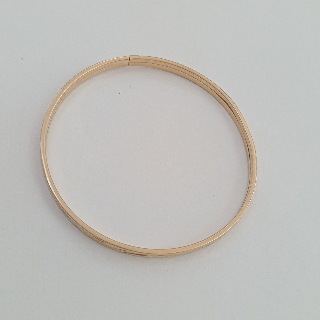 PULSERA RIGIDA ORO 10 K 5.4 GRMS (SEMINUEVO)