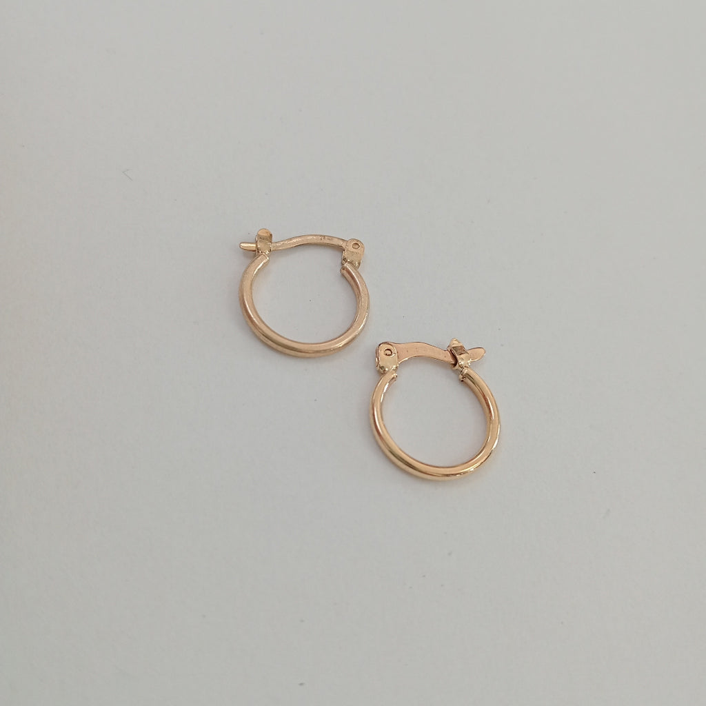 ARRACADAS PAR ORO 10 K 0.8 GRMS (SEMINUEVO)
