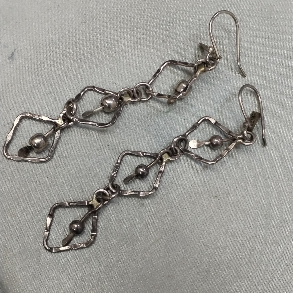 ARETES PAR PLATA 7,20 GRMS (SEMINUEVO)