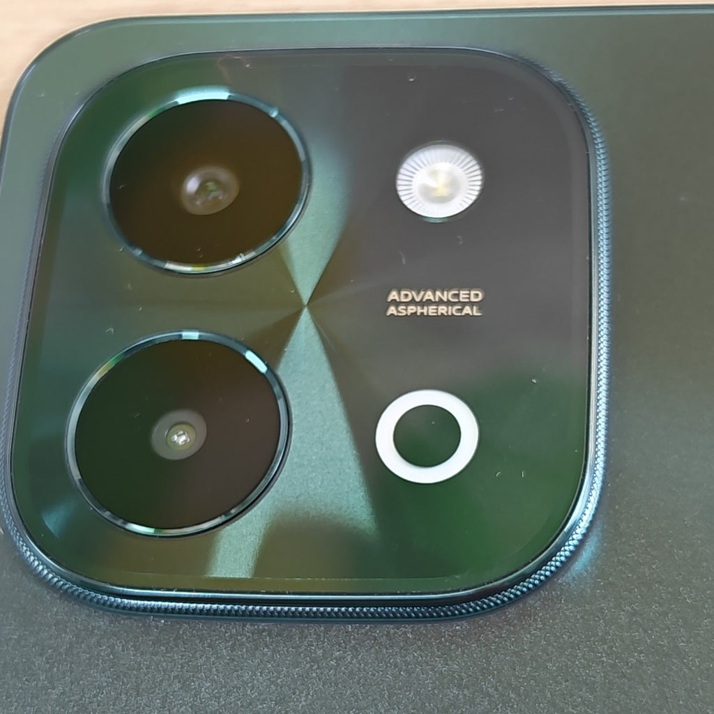 CELULAR VIVO Y28 V2352 256 GB 8 GB RAM (SEMINUEVO)