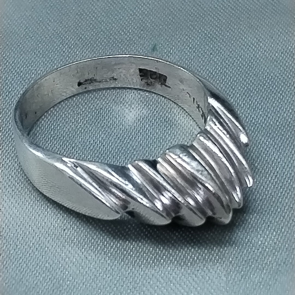 ANILLITO PLATA 6,60 GRMS (SEMINUEVO)