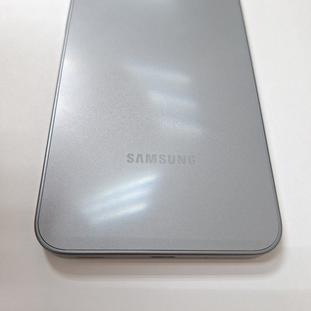 CELULAR SAMSUNG GALAXY A17 SM-A175F (2025) 128 GB 4 GB RAM (SEMINUEVO)