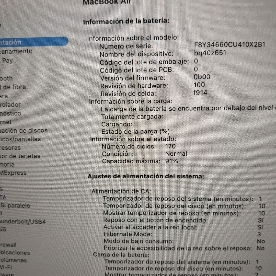 LAPTOP APPLE MACBOOK AIR 13" 2022 3.49 A2681 (8 CPU/8 GPU) 256 GB SSD 8 GB RAM (SEMINUEVO)