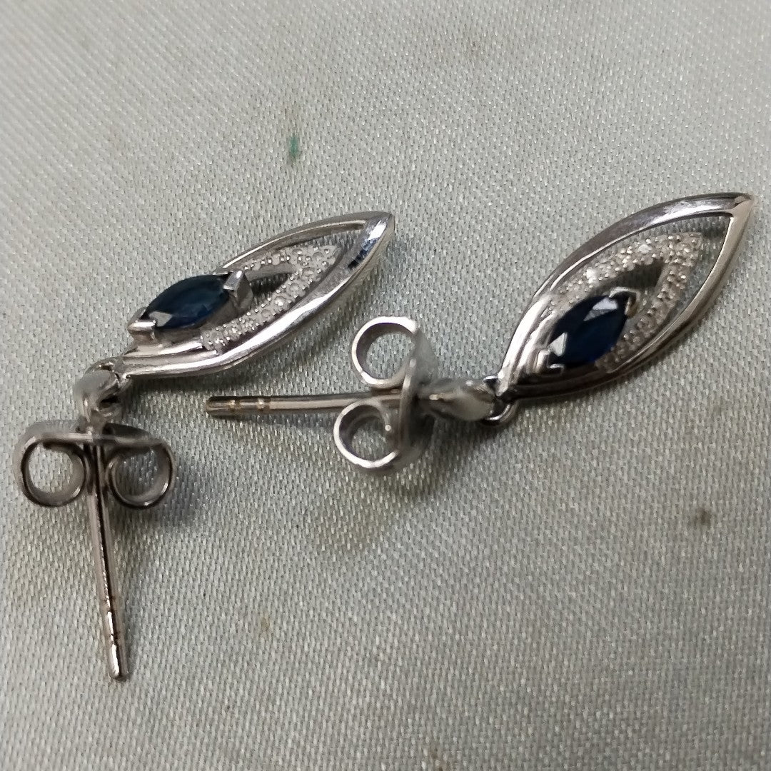 ARETES PAR ORO 18 K 2.8 GRMS (SEMINUEVO)