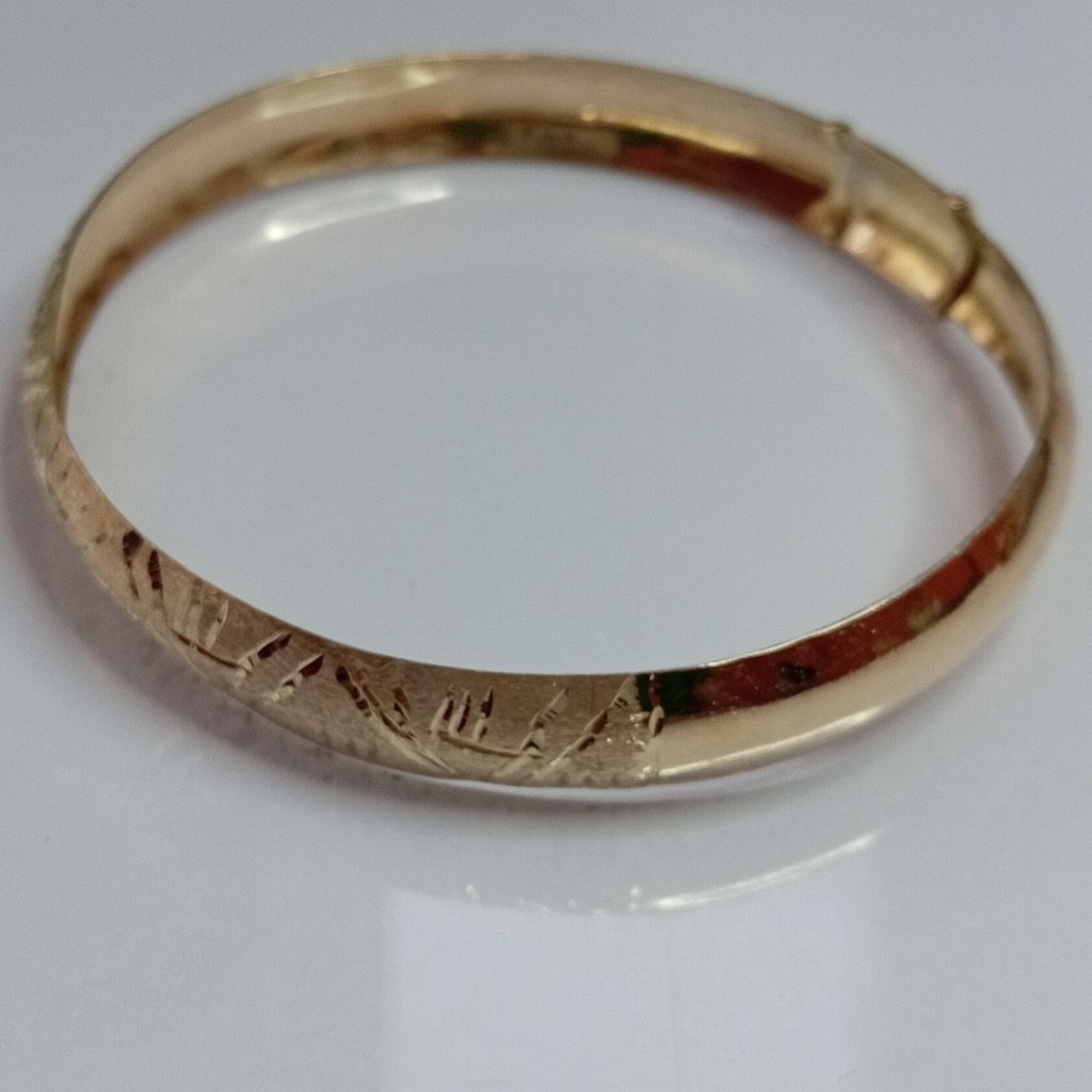 PULSERA RIGIDA ORO 10 K 10.3 GRMS (SEMINUEVO)