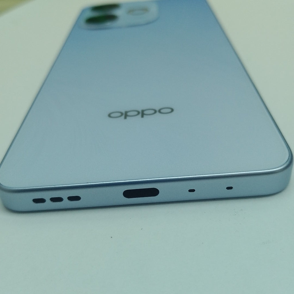 CELULAR OPPO A5 PRO CPH2711 (2025) 256 GB 8 GB RAM (SEMINUEVO)
