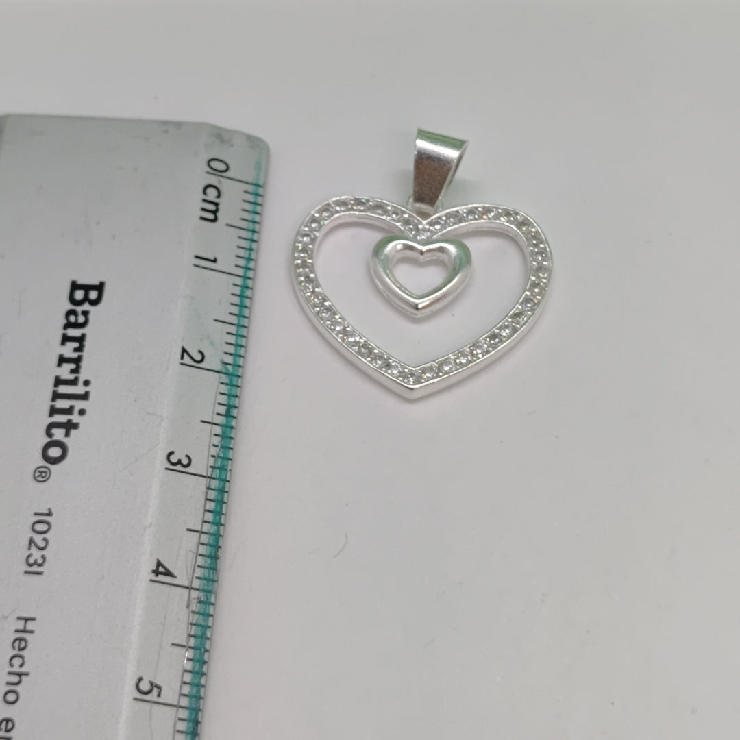 DIJE CORAZON C/CIRCONIAS PLATA .925 2.7 GR (NUEVO)
