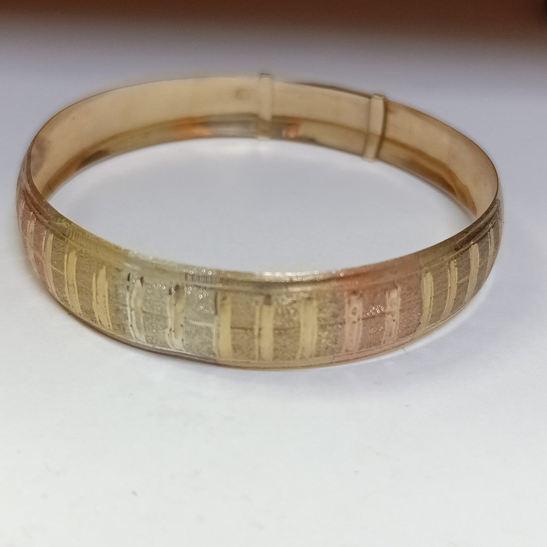 PULSERA RIGIDA ORO 10 K 9.4 GRMS (SEMINUEVO)