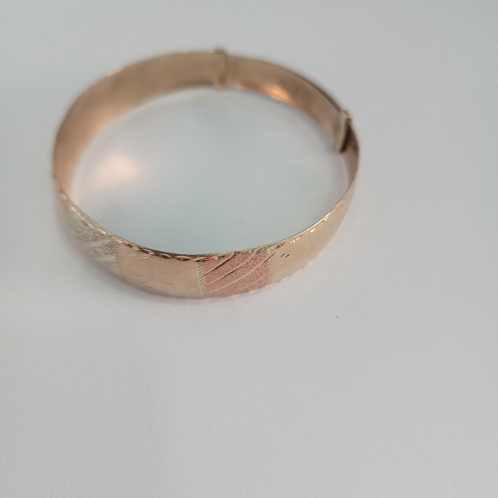 PULSERA RIGIDA ORO 10 K 10.4 GRMS (SEMINUEVO)