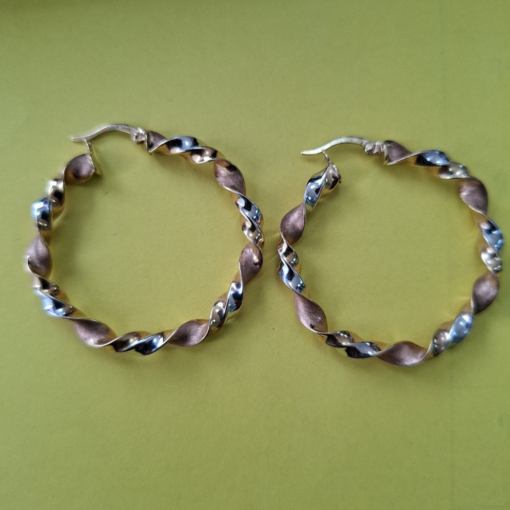 ARETES PAR ORO 10 K 3.2 GRMS (SEMINUEVO)