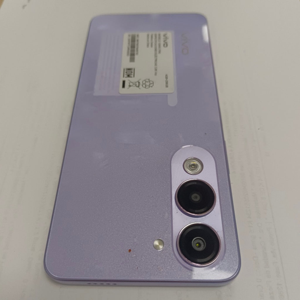 CELULAR VIVO Y04 V2430 (2025) 256 GB 4 GB RAM (SEMINUEVO)