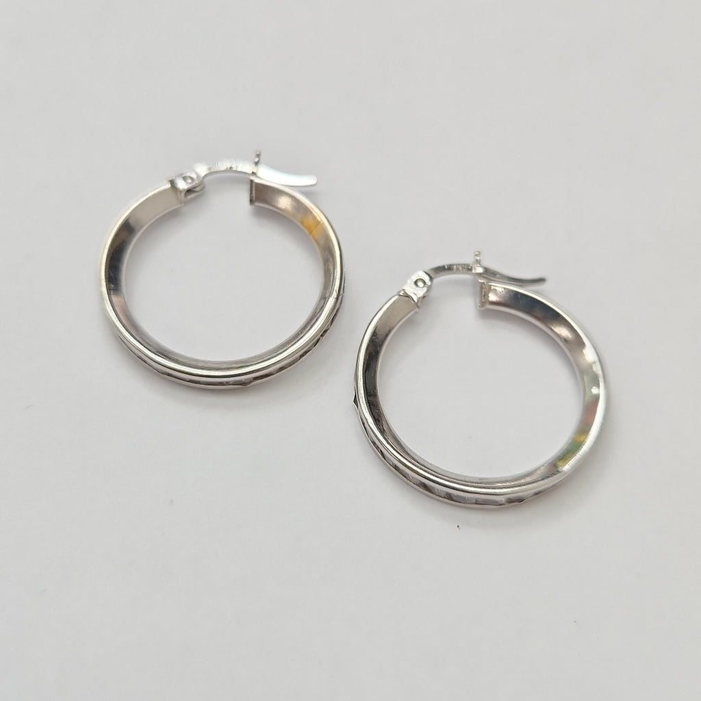 ARRACADAS PAR ORO BLANCO 14 K 2.9 GRMS (SEMINUEVO)