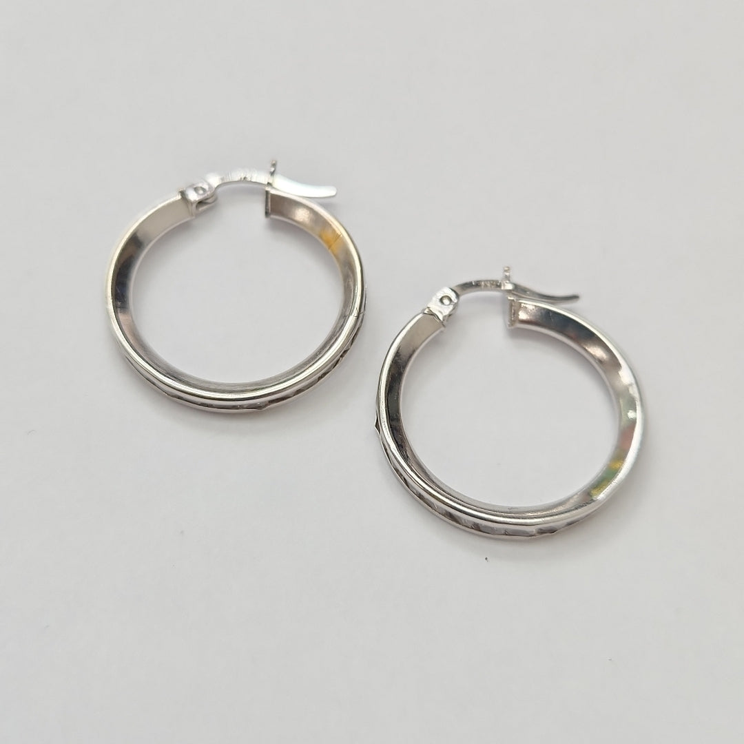ARRACADAS PAR ORO BLANCO 14 K 2.9 GRMS (SEMINUEVO)