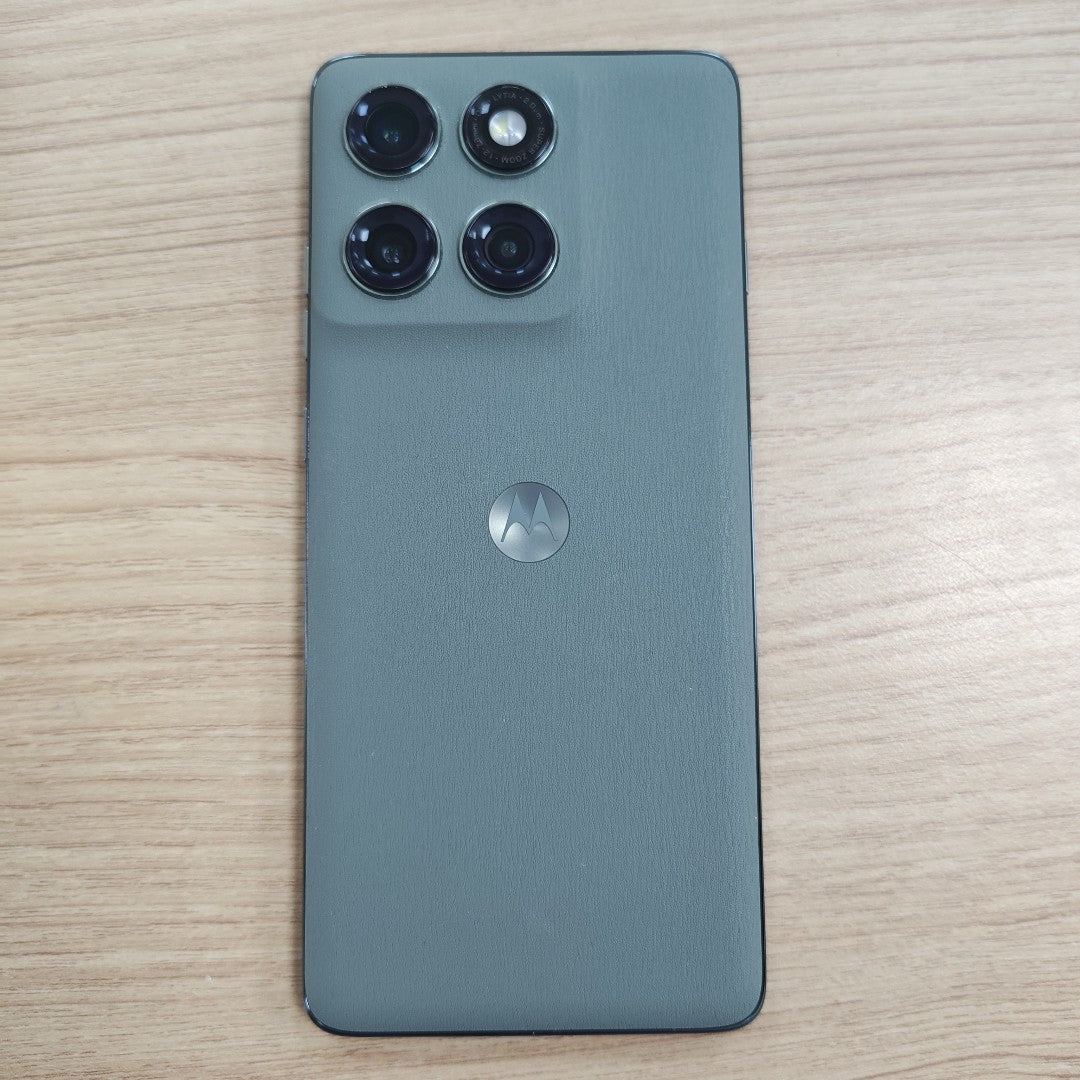 CELULAR MOTOROLA EDGE 60 PRO XT2507-2 (2025) 256 GB 8 GB RAM (SEMINUEVO)