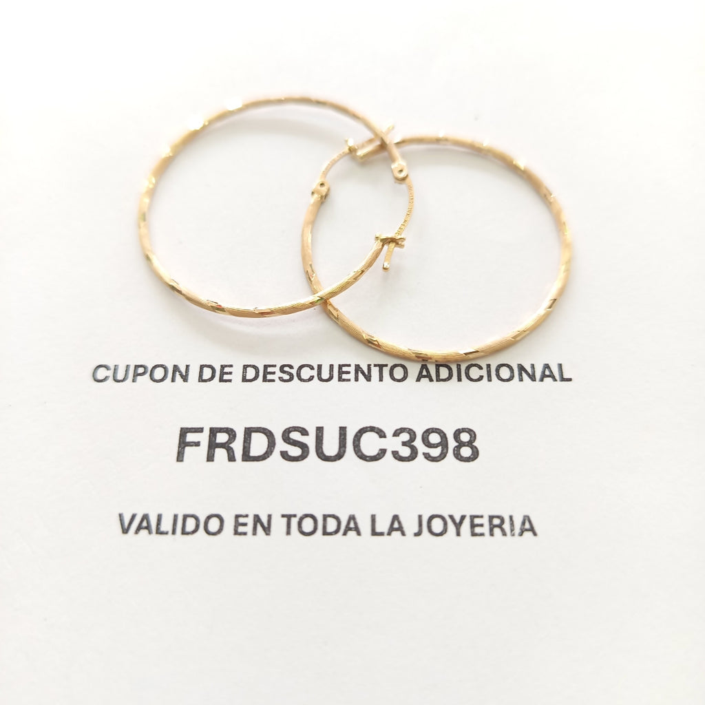 ARRACADAS PAR ORO, ORO COMBINADO 14 K 2.8 GRMS (SEMINUEVO)