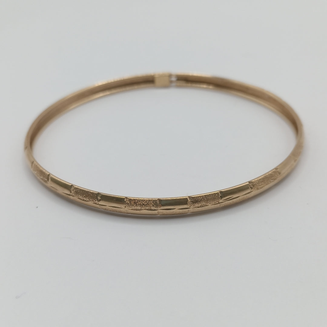PULSERA RIGIDA ORO 14 K 3.4 GRMS (SEMINUEVO)