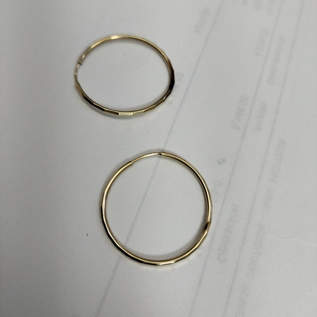 ARRACADAS PAR ORO 10 K 1.1 GRMS (SEMINUEVO)