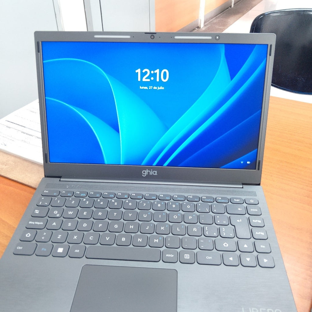 LAPTOP GHIA LIBERO LH714CP 128 GB SSD 4 GB RAM (SEMINUEVO)