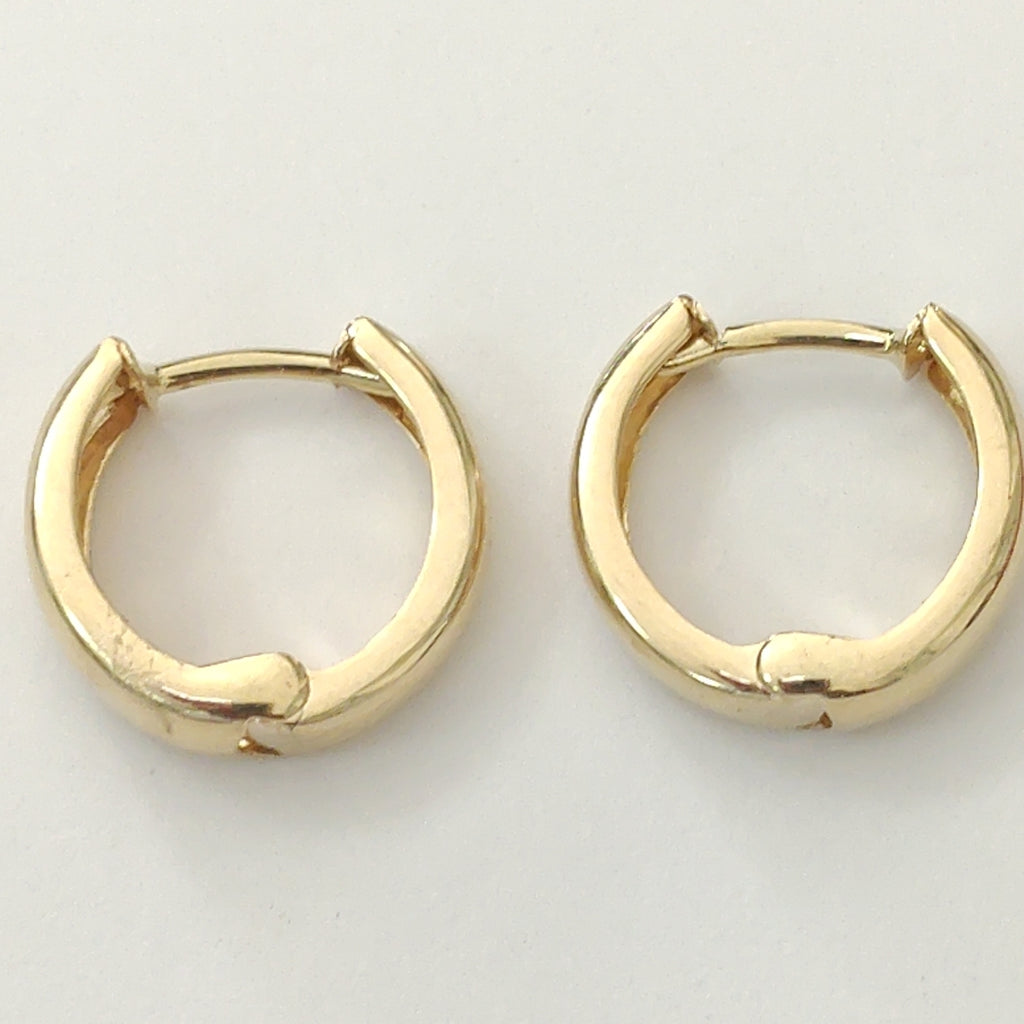 HUGGIES ORO 14K 1.1 (NUEVO)