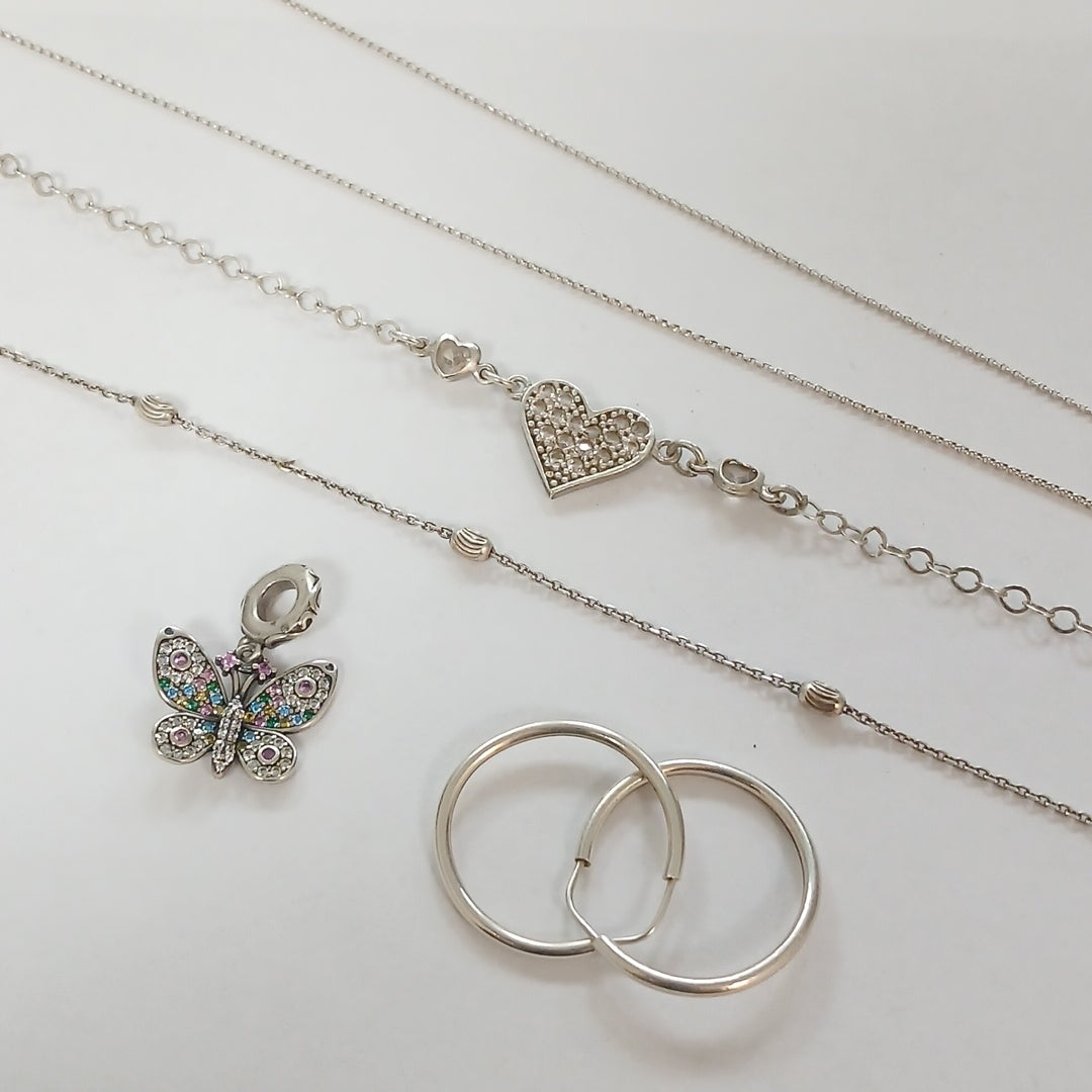 ARRACADAS PAR, DIJE, GARGANTILLA, PULSERA PLATA 11.4 GRMS (SEMINUEVO)