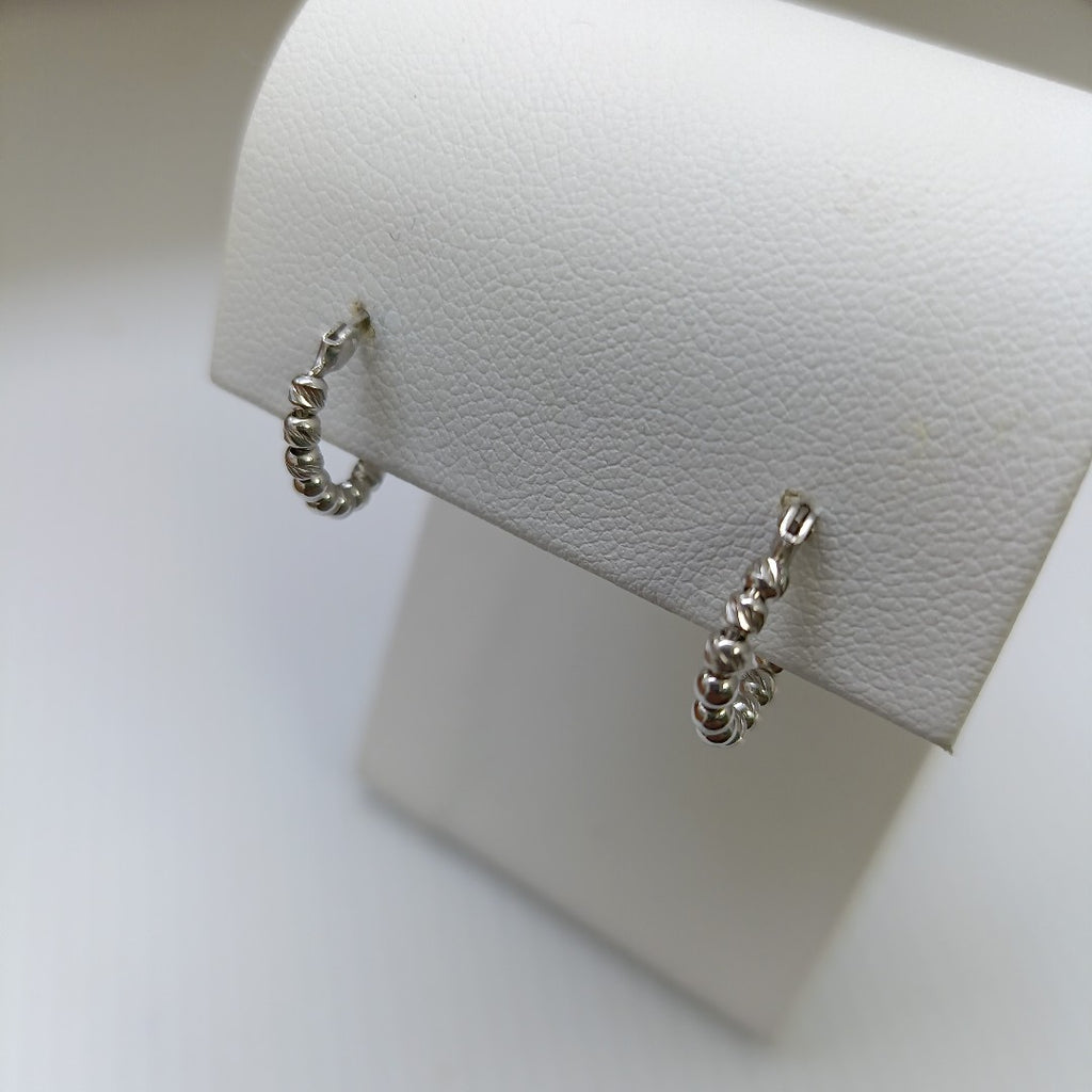 ARRACADAS PAR ORO BLANCO 14 K 1.4 GRMS (SEMINUEVO)