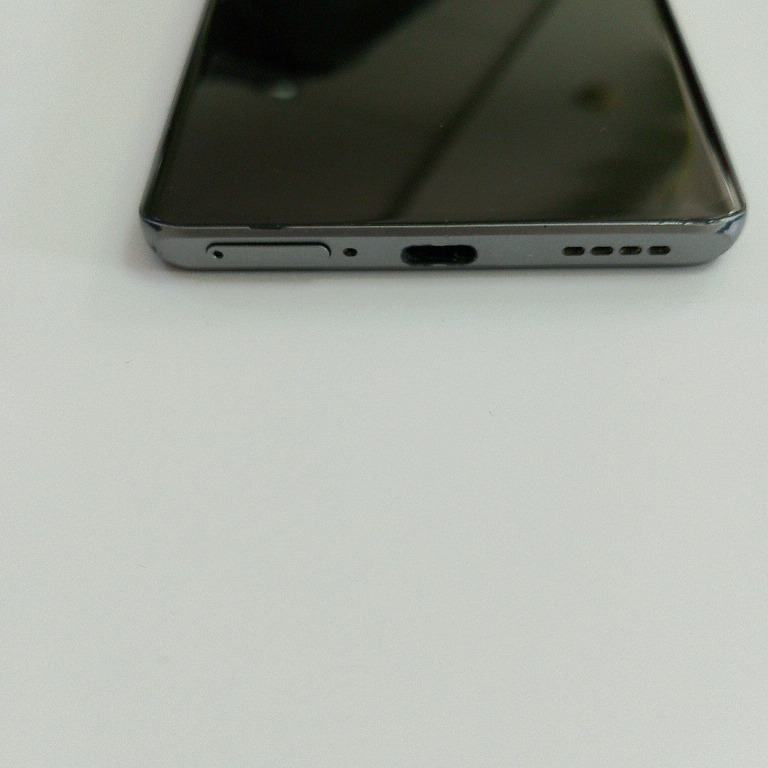 CELULAR REALME 14 PRO 5G RMX5056 (2025) 256 GB 8 GB RAM (SEMINUEVO)
